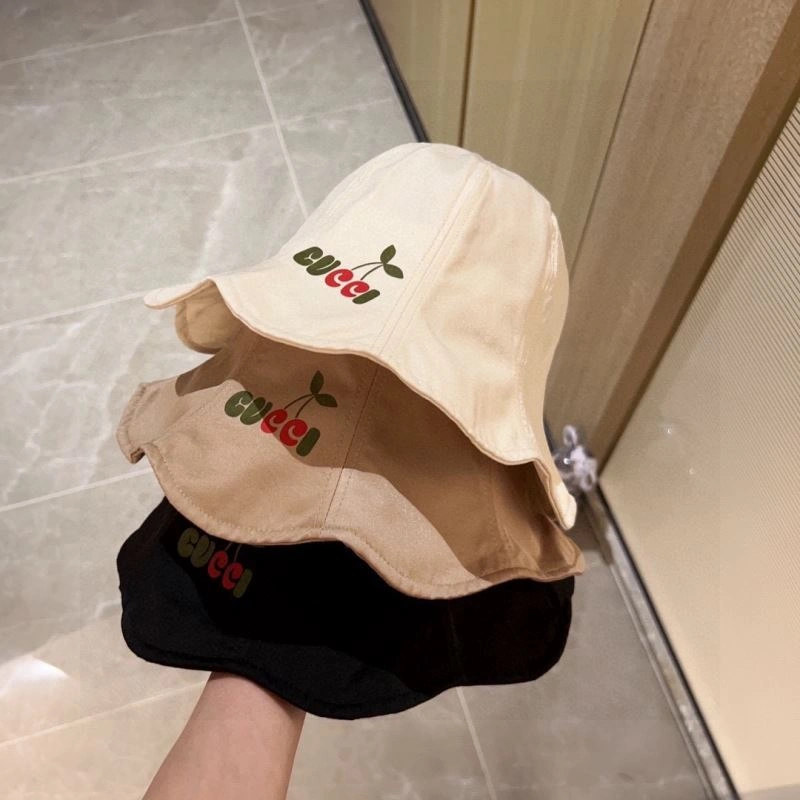 Minimalist Gucci Caps 258648