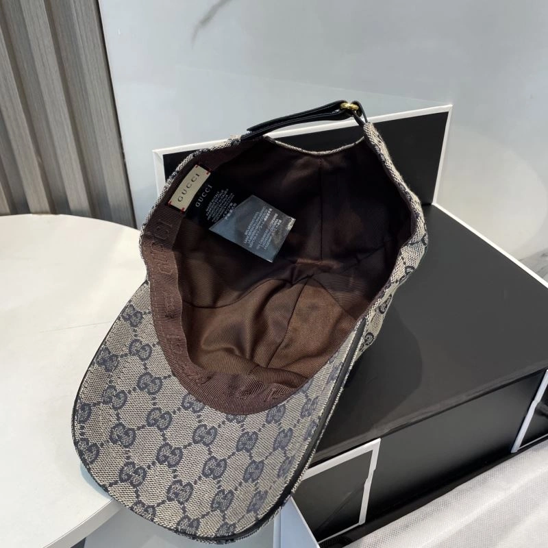 Sporty Gucci Caps 258641