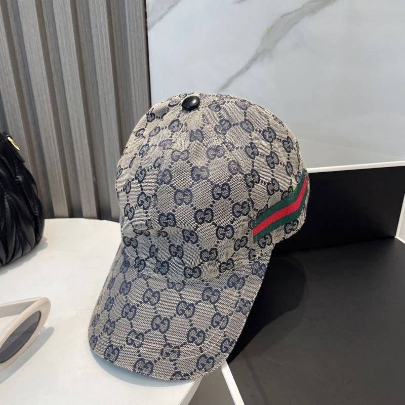 Sporty Gucci Caps 258641