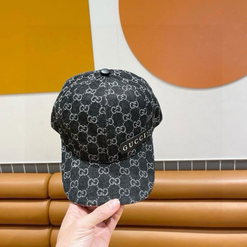 Seasonal Gucci Caps 258617