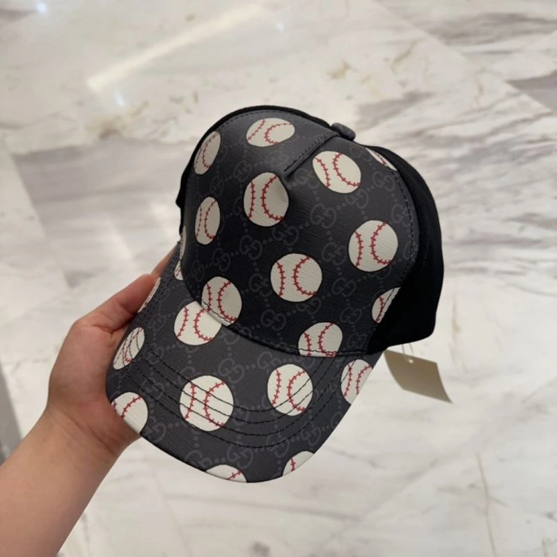Gucci Caps Vibrant 258605