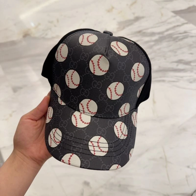 Gucci Caps Vibrant 258605