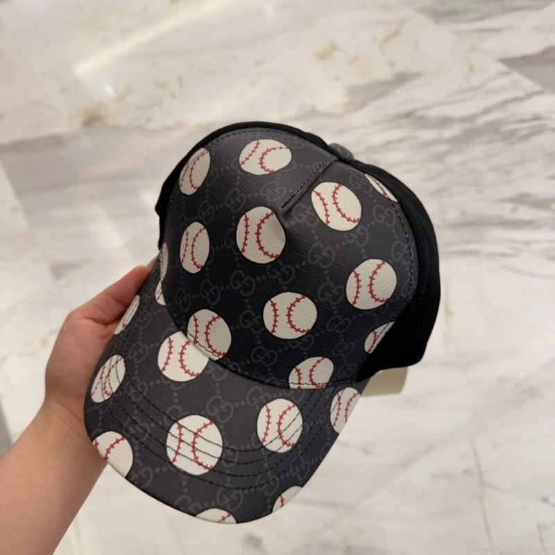 Gucci Caps Vibrant 258605