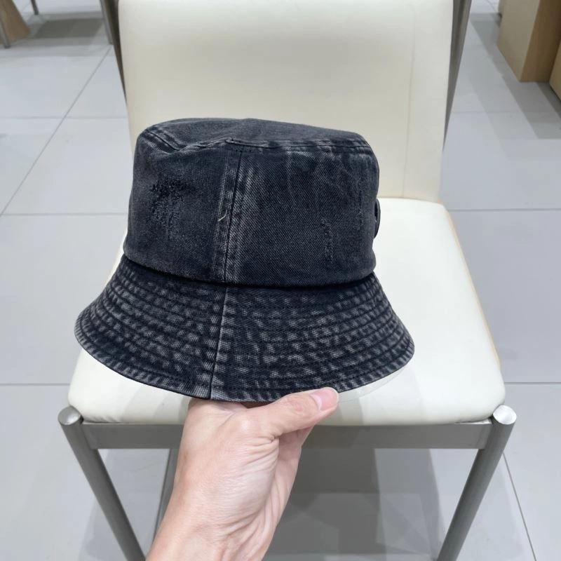 Versatile Gucci Caps 258602
