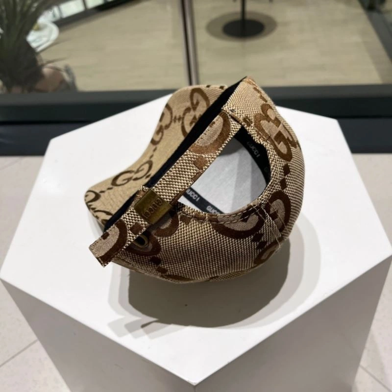 Stylish Gucci Caps 258599