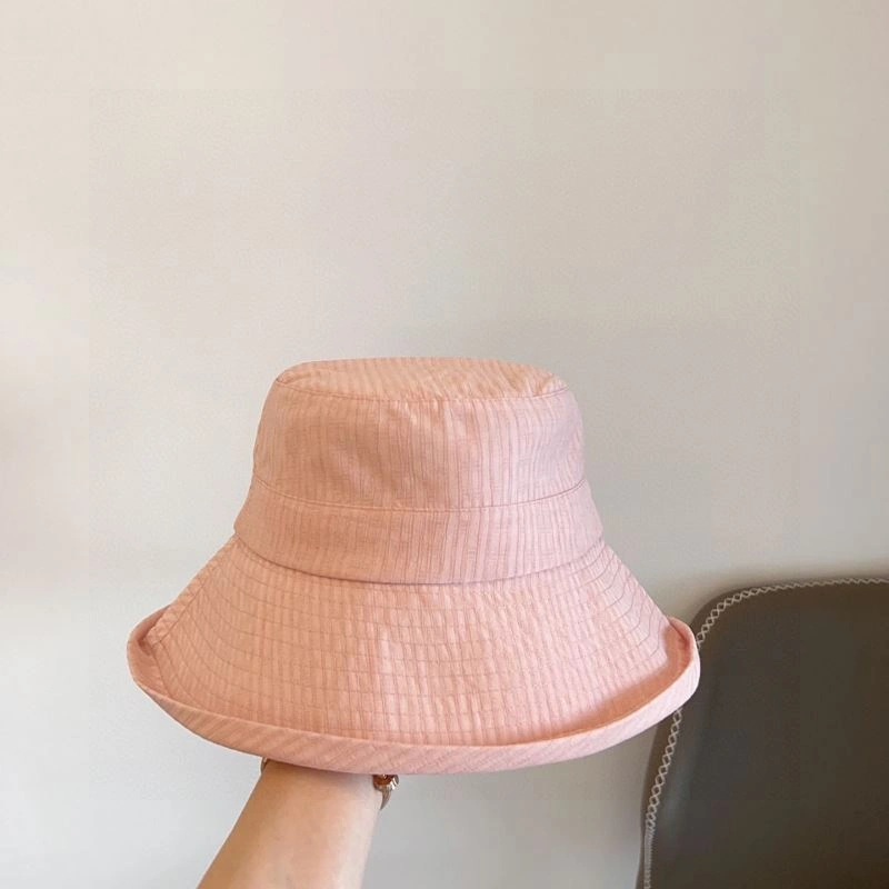Gucci Caps Sleek 258576