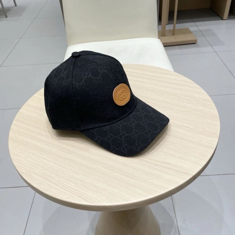 Sporty Gucci Caps 258570
