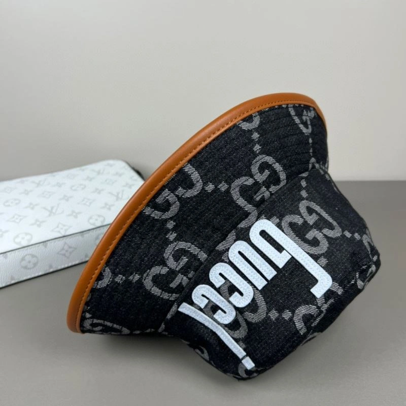 Gucci Caps Sleek 258547