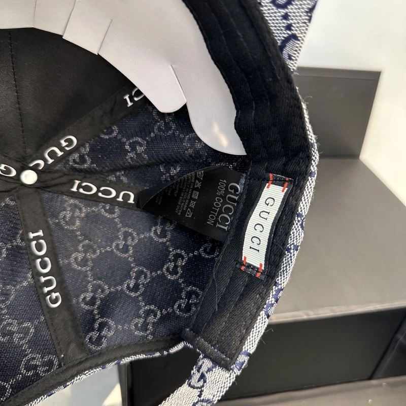 Gucci Caps Sleek 258515