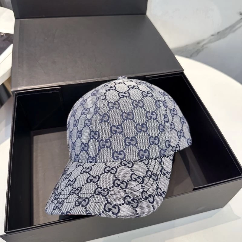 Gucci Caps Sleek 258515