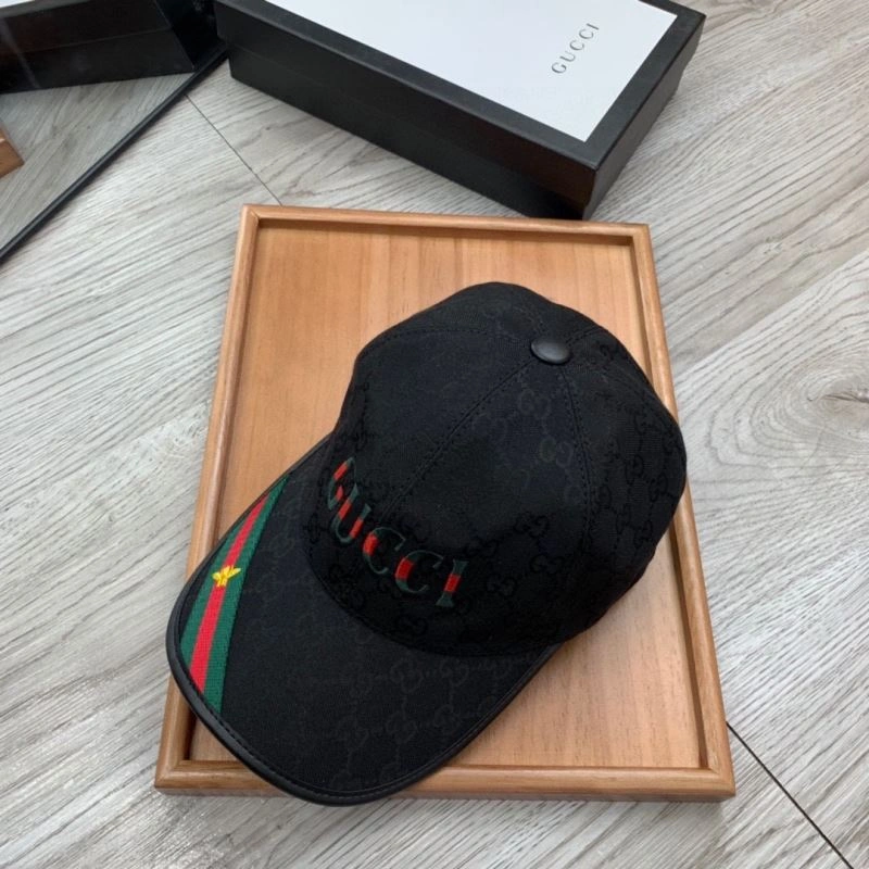 Sporty Gucci Caps 262087