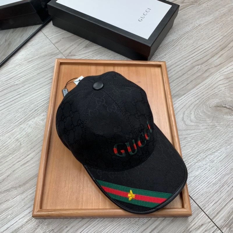 Sporty Gucci Caps 262087