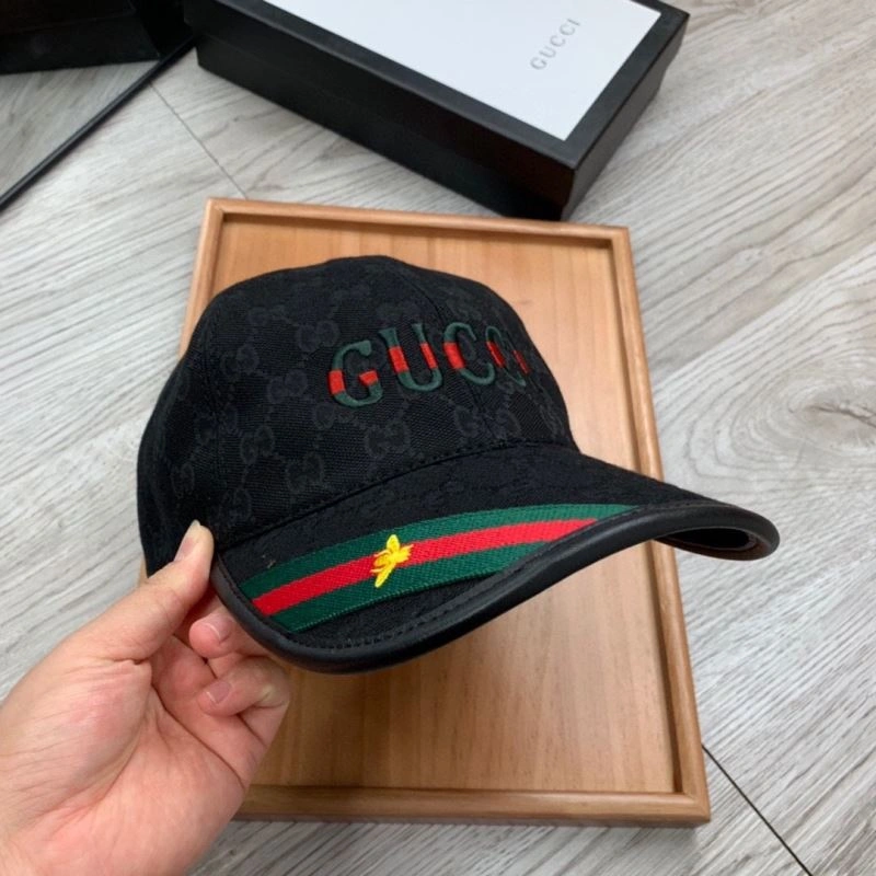 Sporty Gucci Caps 262087