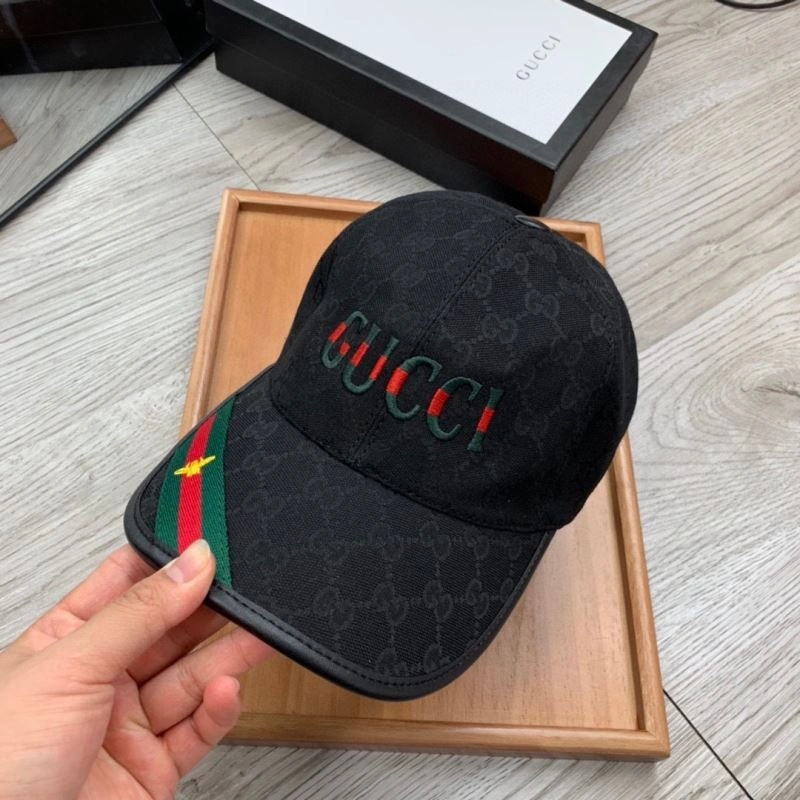 Sporty Gucci Caps 262087