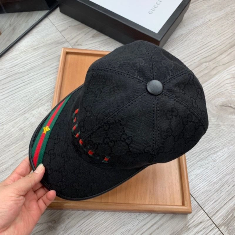 Sporty Gucci Caps 262087