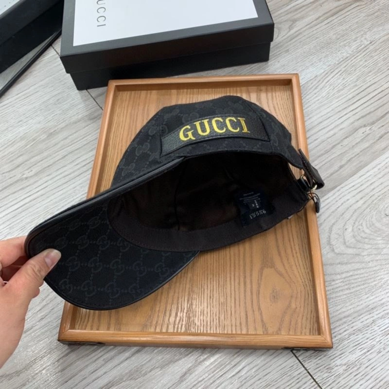 Gucci Caps Effortless 262093