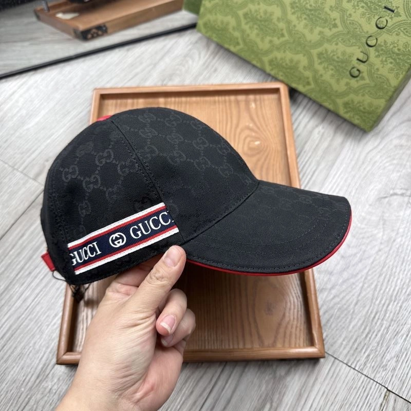 Fashionable Gucci Caps 262048