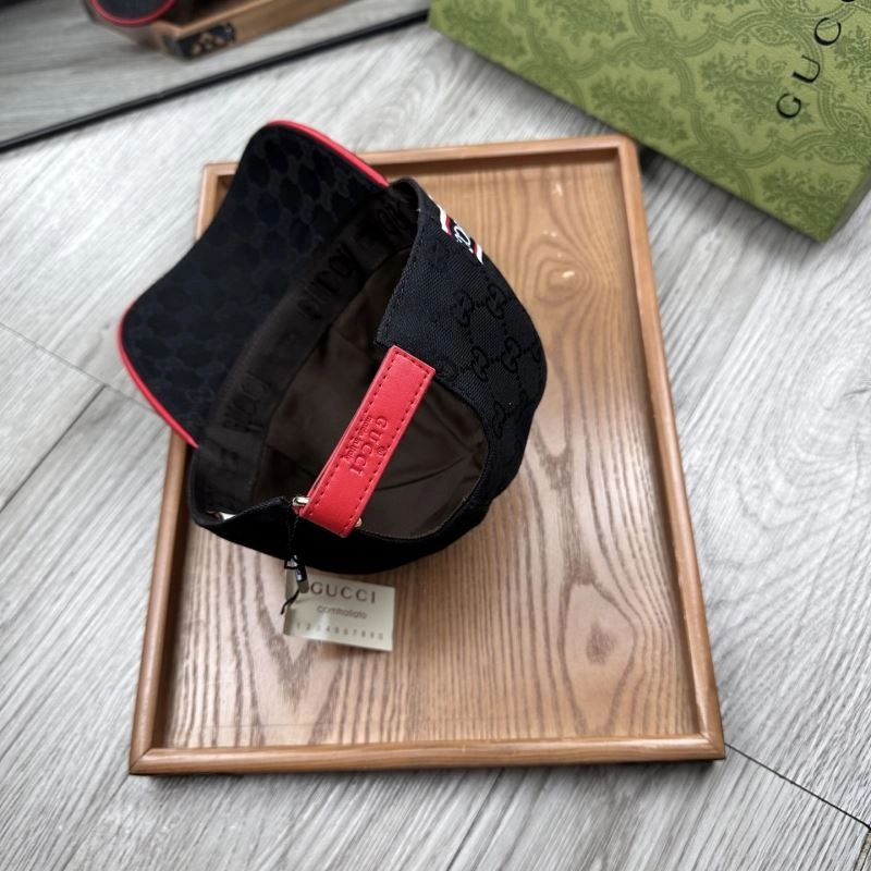 Fashionable Gucci Caps 262048