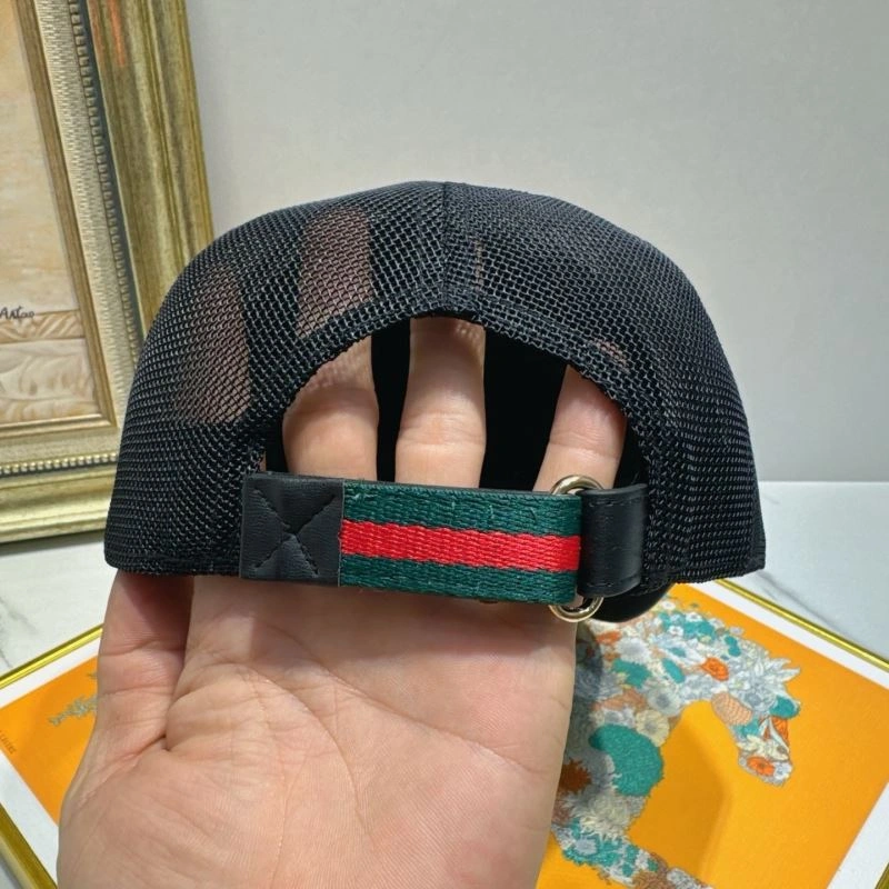Gucci Caps Sophisticated 262037