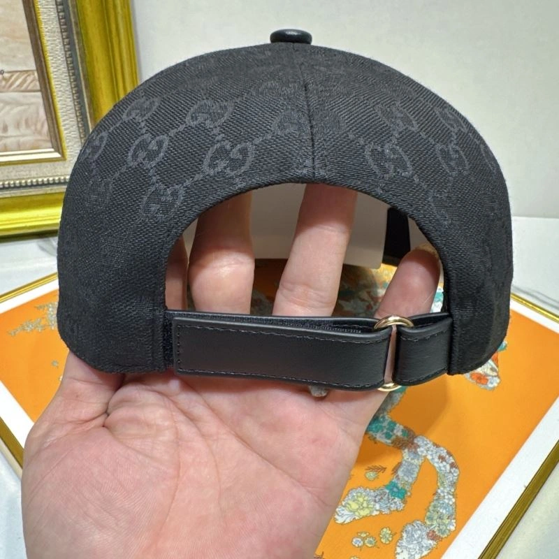 Gucci Caps Durable 262061