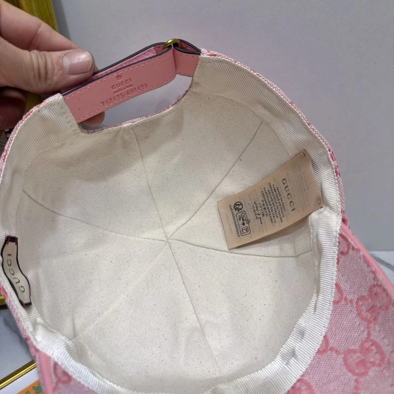 Elegant Gucci Caps 262051