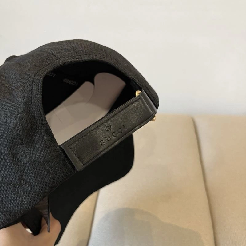 Gucci Caps EyeCatching 261995