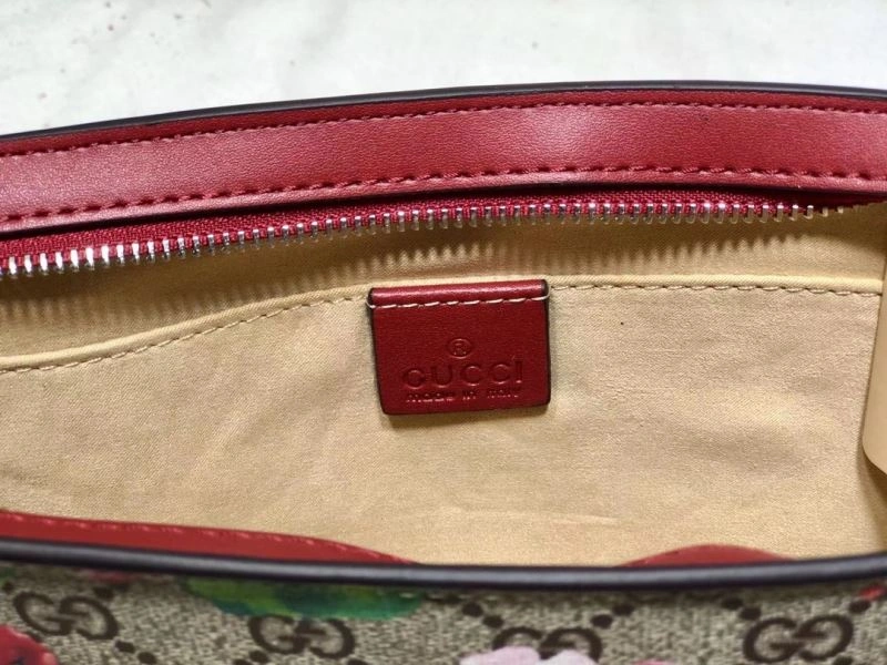 GoAnywhere Gucci Clutch Bags 81460