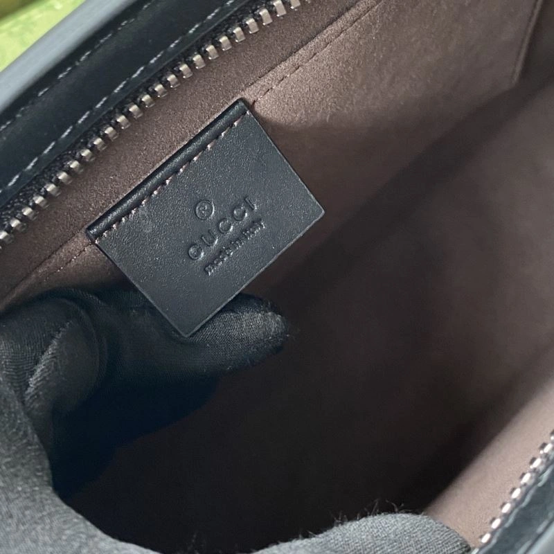 Unisex Gucci Clutch Bags 73547