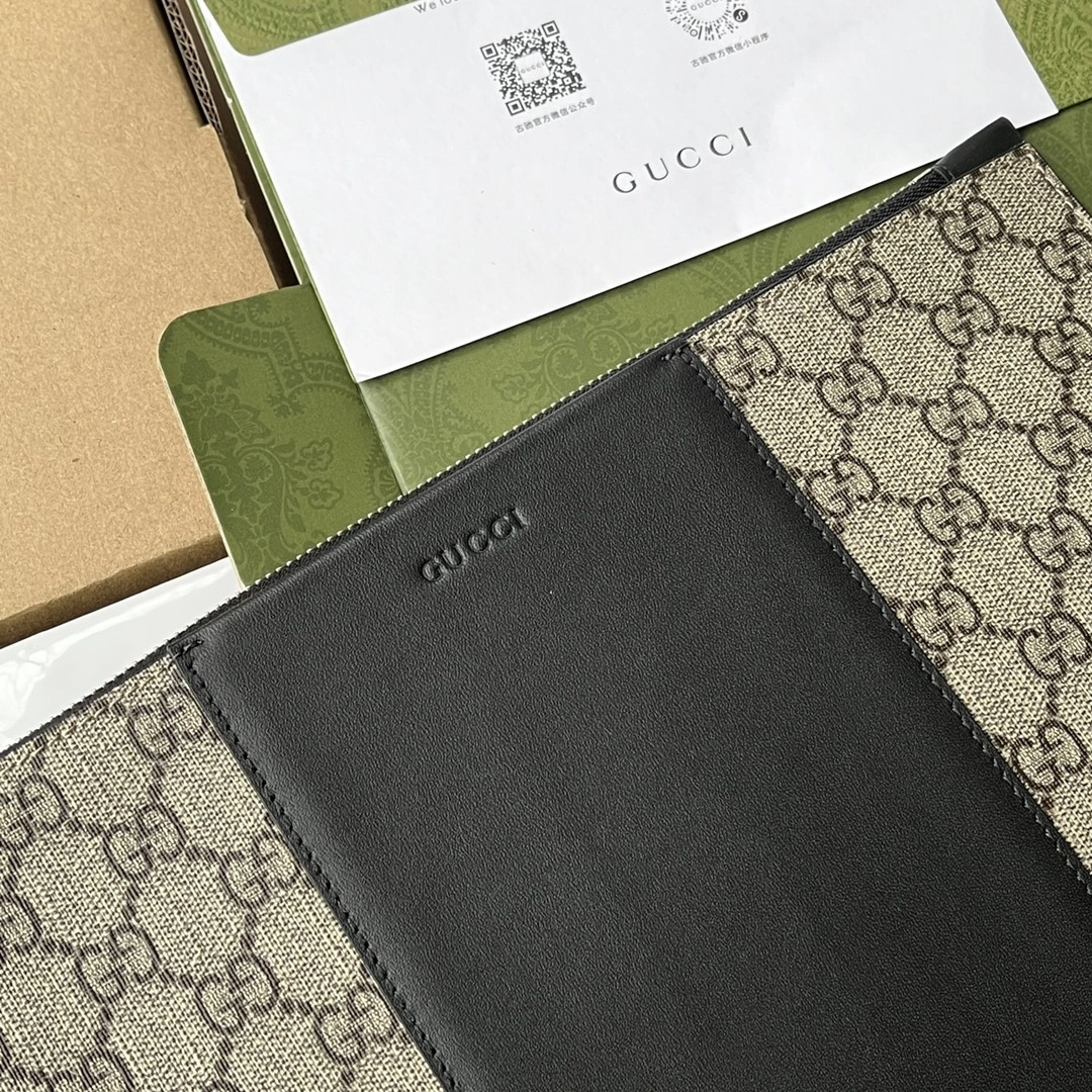 Snug Gucci Clutch Bags 72467