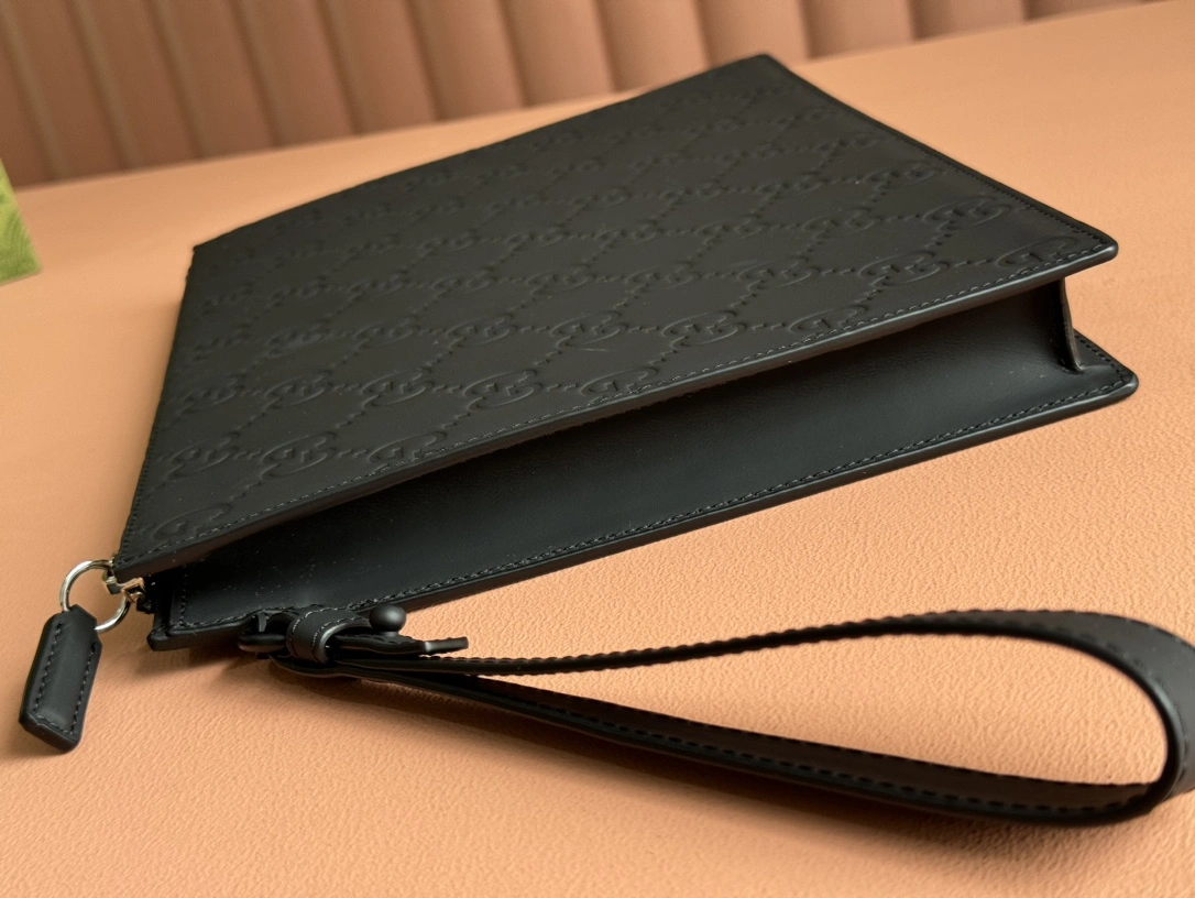 Gucci Clutch Bags ZipUp 72471