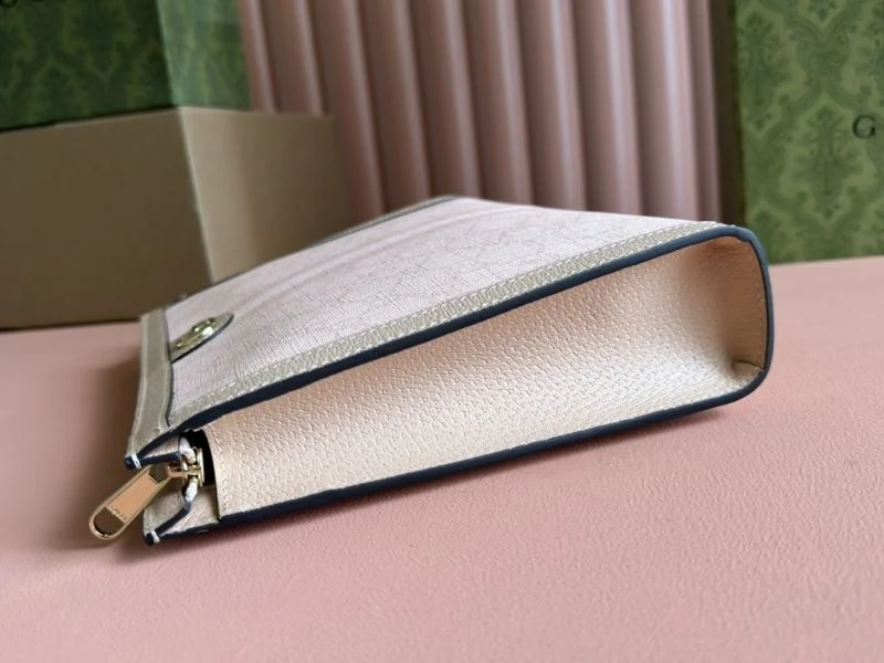 Sporty Gucci Clutch Bags 50024