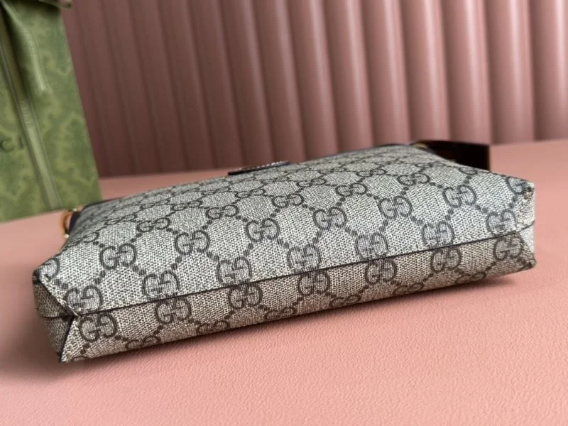TechFriendly Gucci Clutch Bags 50062