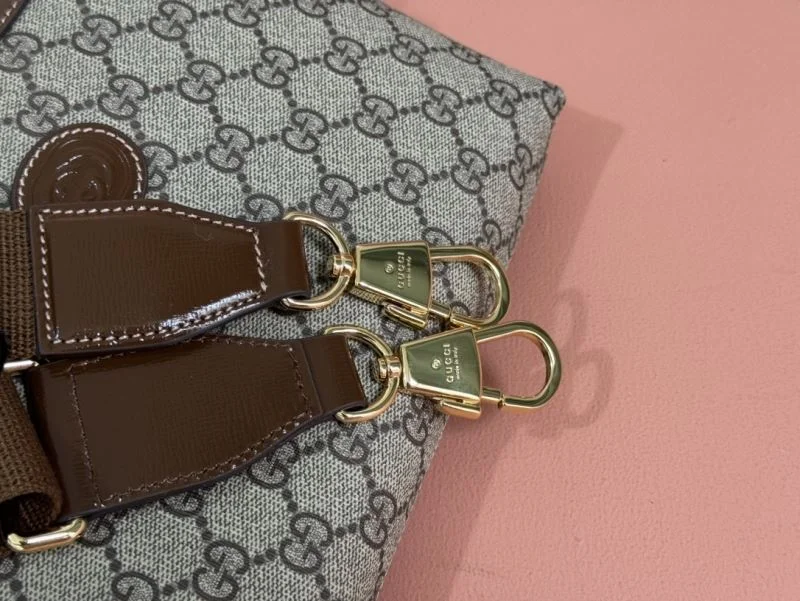 TechFriendly Gucci Clutch Bags 50062
