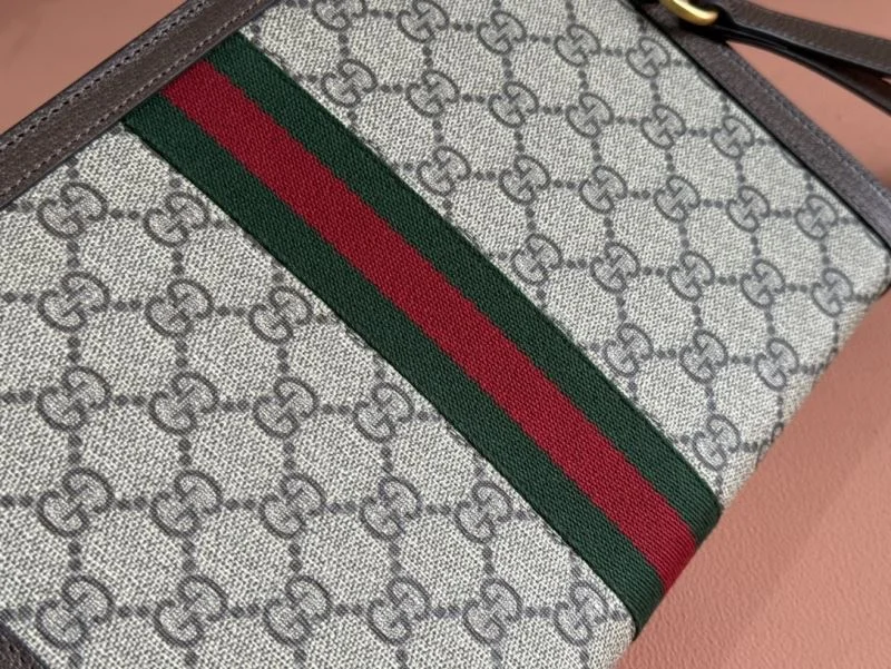 Gucci Clutch Bags Practical 50007