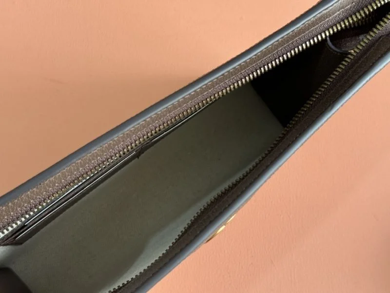 Gucci Clutch Bags Practical 50007