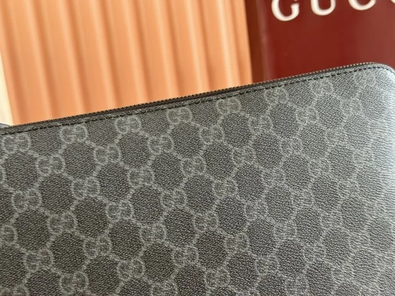 Timeless Gucci Clutch Bags 50004