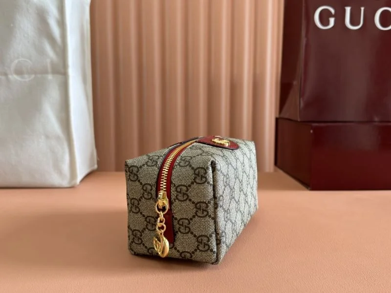 Lightweight Gucci Clutch Bags 50011