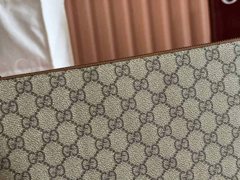SunProtective Gucci Clutch Bags 50051