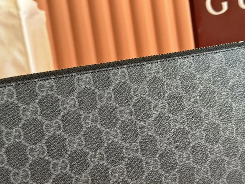 Timeless Gucci Clutch Bags 50003