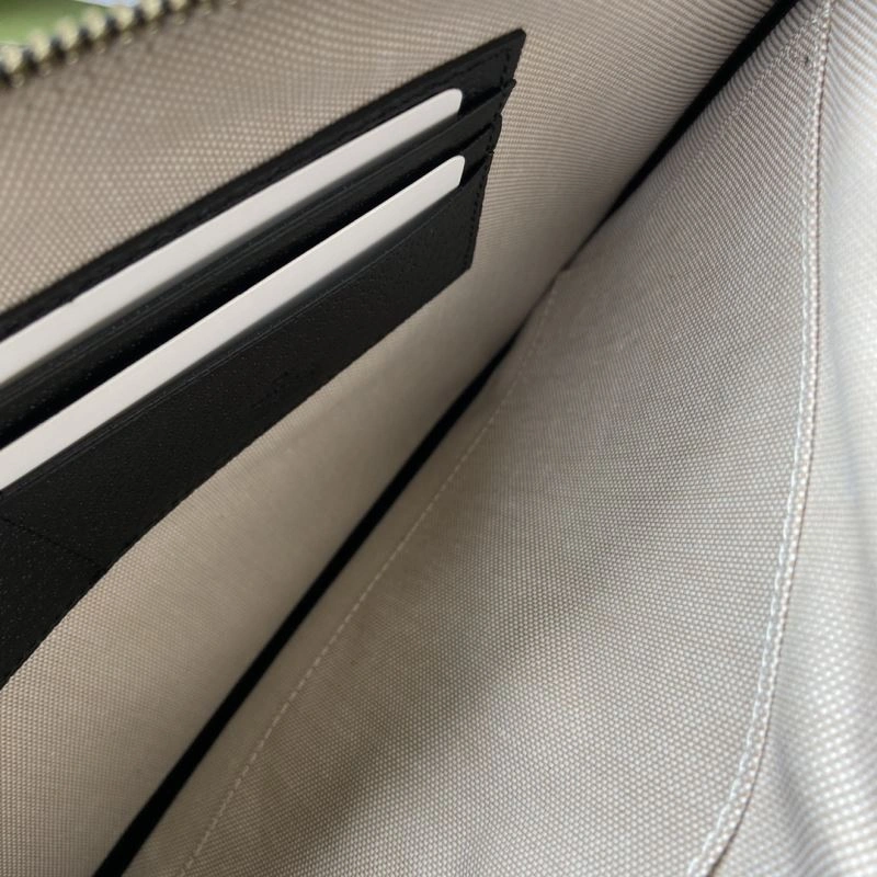 ZipUp Gucci Clutch Bags 65792