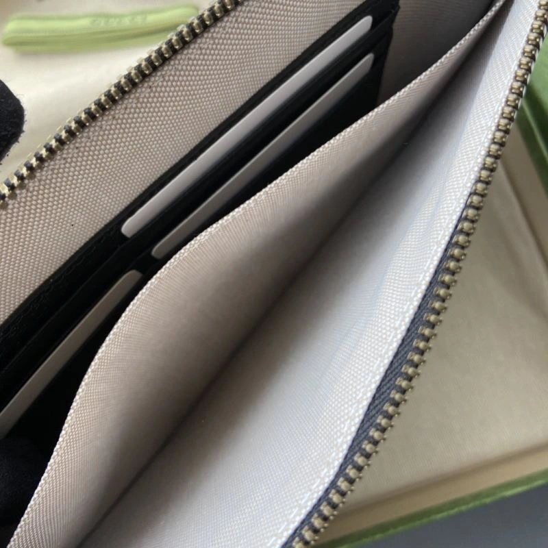 ZipUp Gucci Clutch Bags 65792