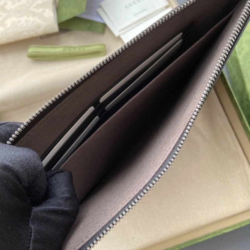 Tailored Gucci Clutch Bags 65826