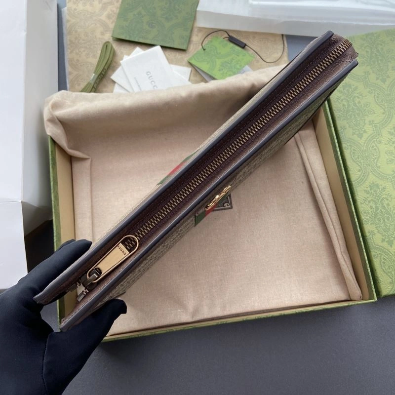 Flexible Gucci Clutch Bags 65770