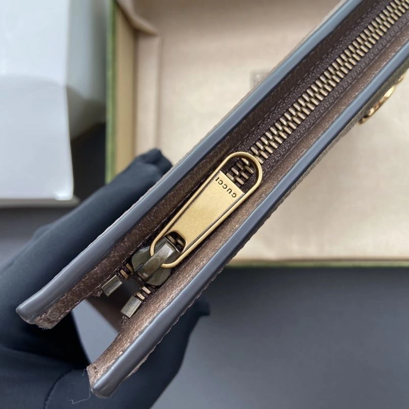 Flexible Gucci Clutch Bags 65770