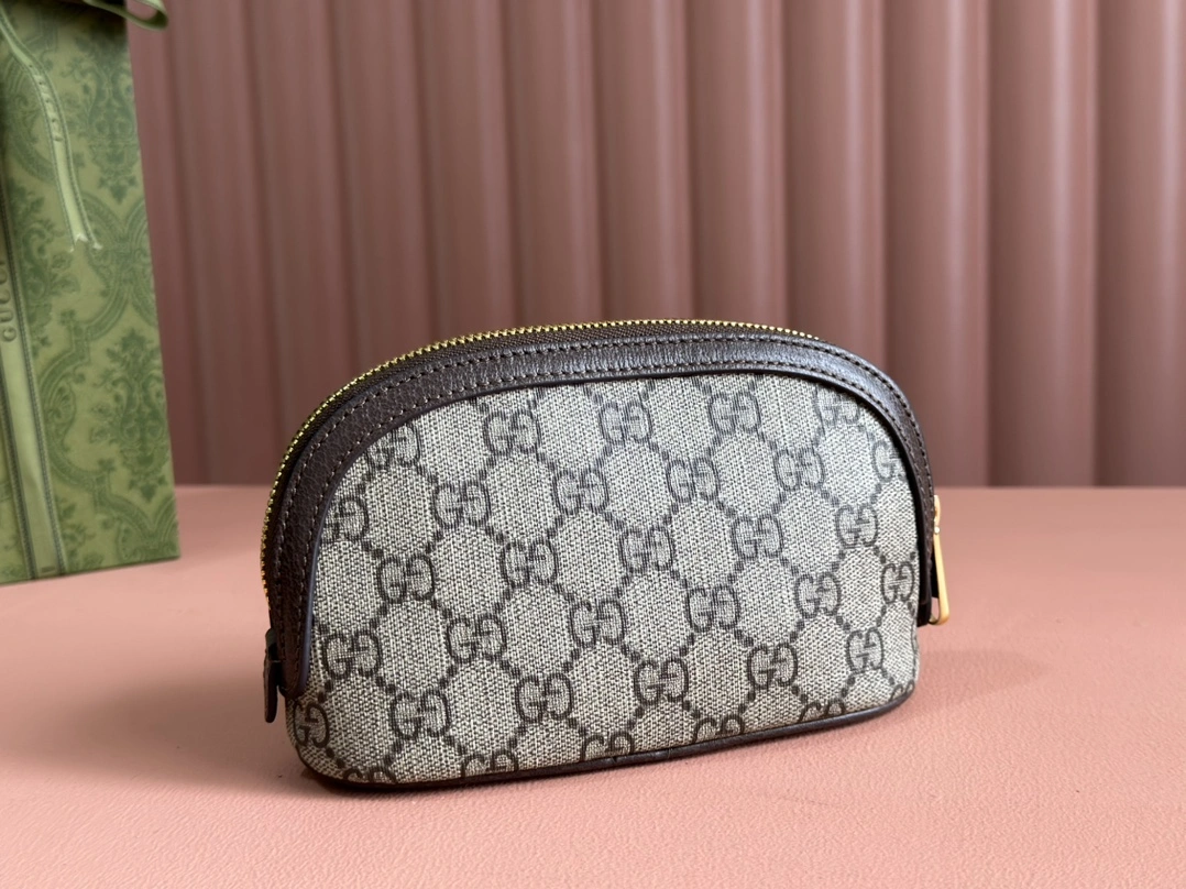 Lightweight Gucci Cosmetic Bags 72465