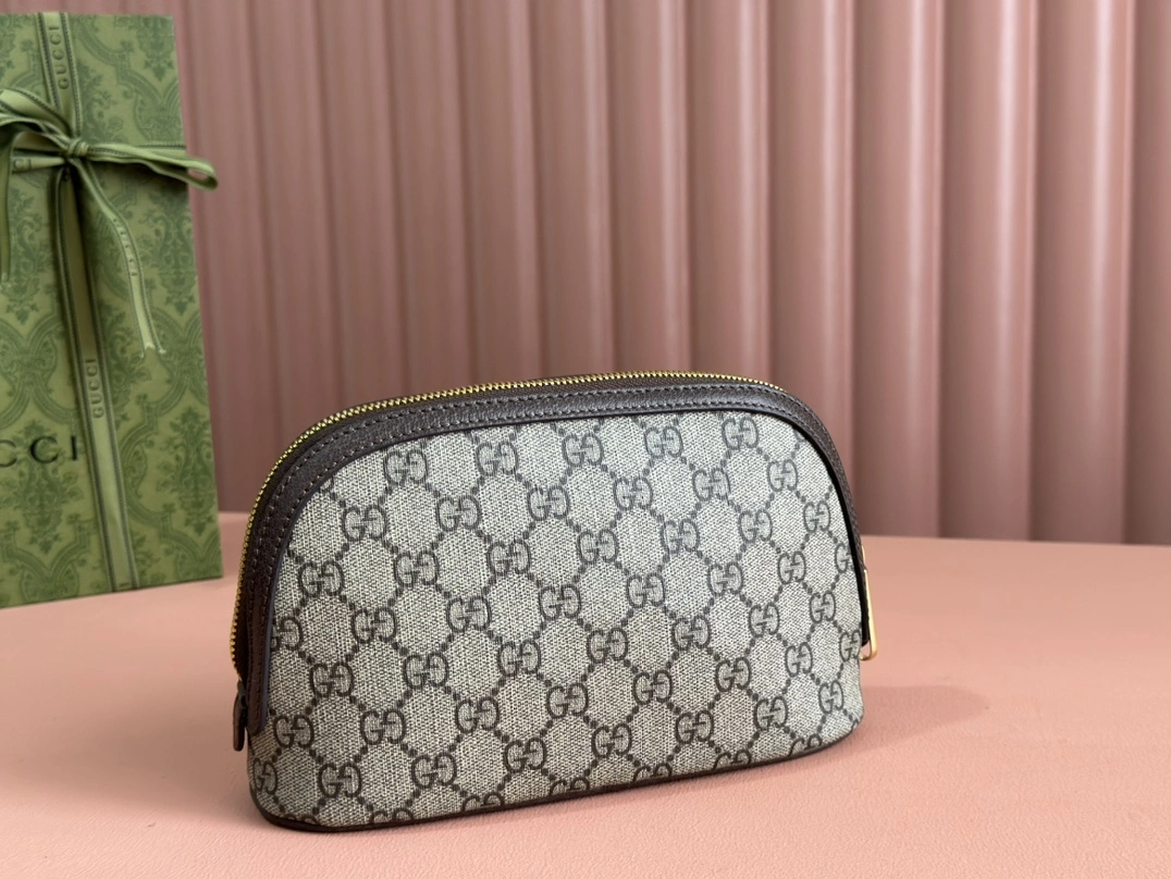 Gucci Cosmetic Bags Thermal 72556