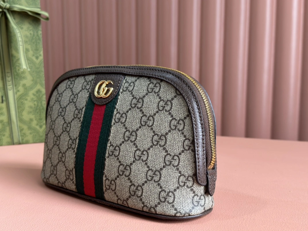 Gucci Cosmetic Bags Thermal 72556