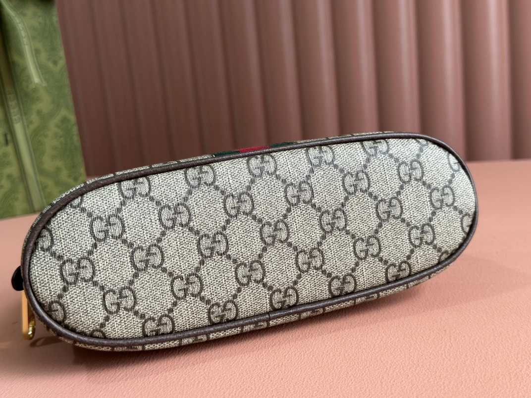 Gucci Cosmetic Bags Thermal 72556