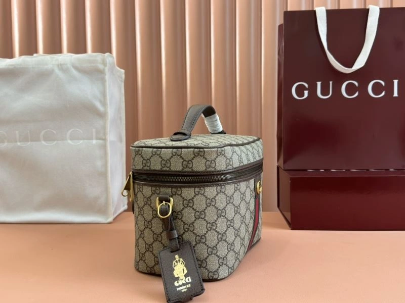 Gucci Cosmetic Bags Cozy 64868