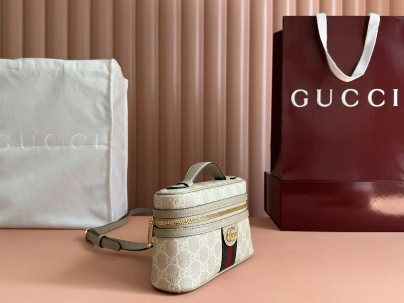 Gucci Cosmetic Bags FreshLook 64862